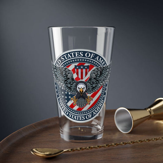 Pint glass featuring the United States of America emblem with an eagle.